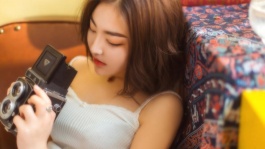 日本大胸凸点[未删减]电影海报